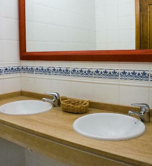 Апартаменты 2 Спальни, Apartamentos Piramides