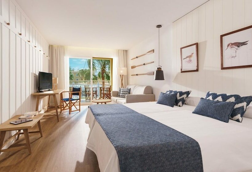Полулюкс, Club Del Sol Resort & Spa