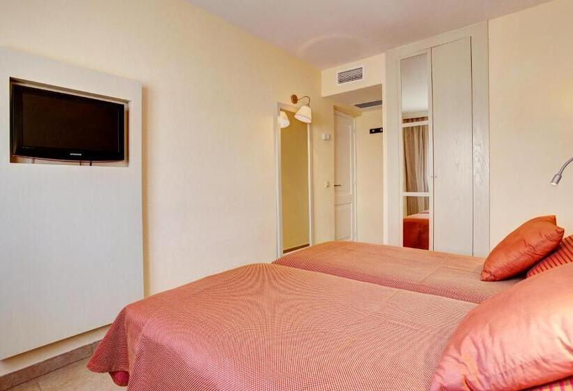 Апартаменты 2 Спальни Боковой Вид на Море, Grupotel Tamariscos