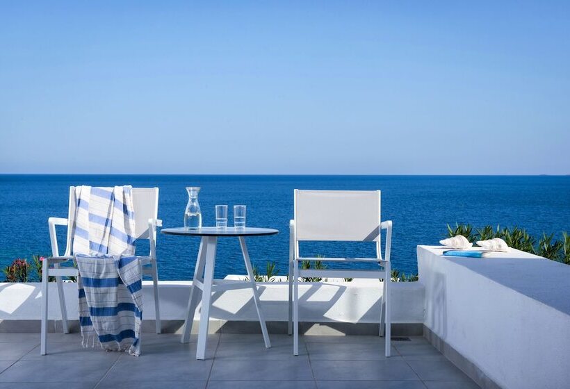 سوییت جونیور با چشم‌انداز دریا, Peninsula Resort & Spa
