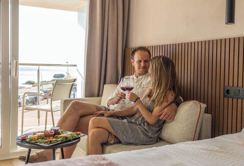 Habitación Estándar Vista Mar, Seth Port Ciutadella