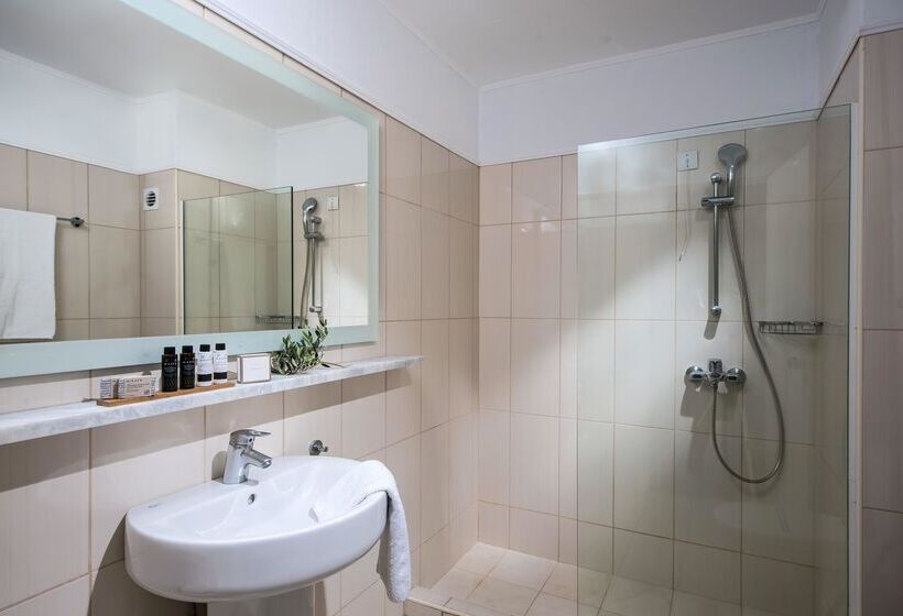 اتاق استاندارد با چشم‌انداز دریا, Peninsula Resort & Spa