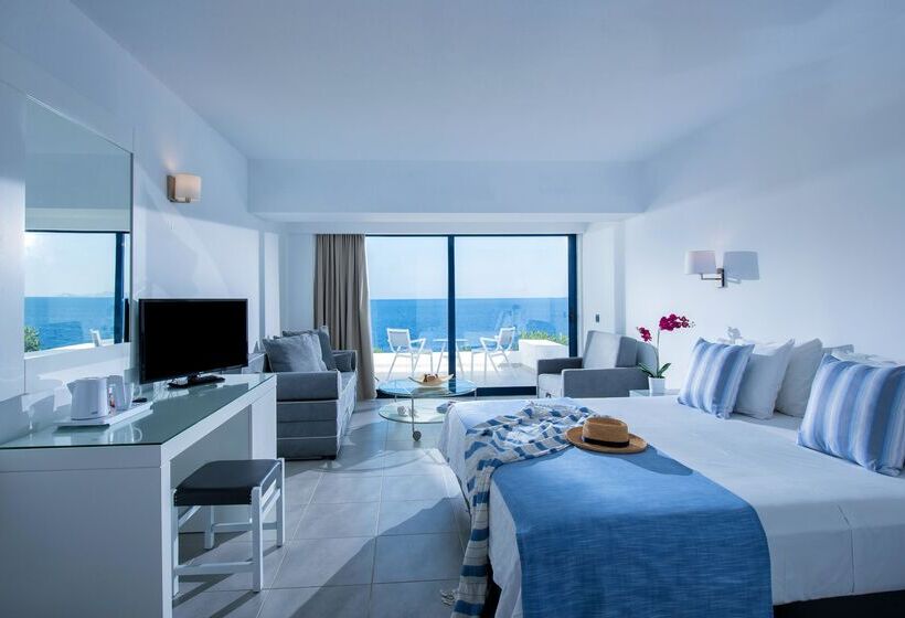سوییت جونیور با چشم‌انداز دریا, Peninsula Resort & Spa