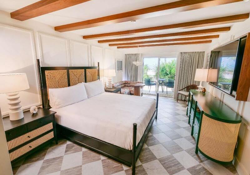 Sviitti King-vuode, Casa Marina Key West, Curio Collection by Hilton