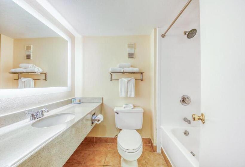 Quarto Estandar, Floridian Express International Drive