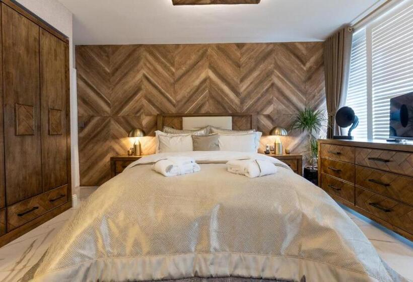 Президентский Люкс, Motto Premium Hotel&spa