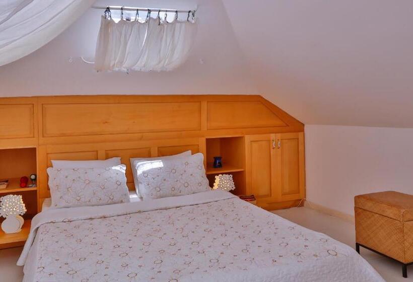 Люкс с Террасой, Oyster Residences   Adult Only