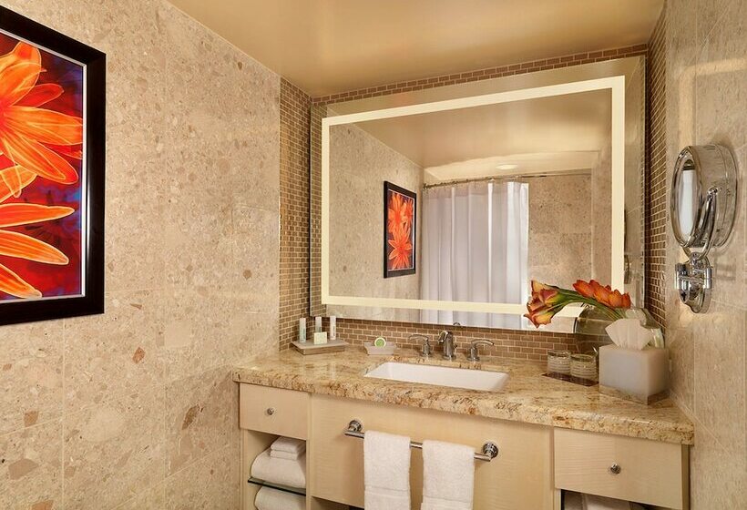 اتاق استاندارد با تخت دو نفره بزرگ, The Mirage