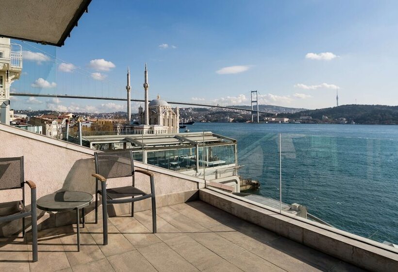 سوئیت با چشم‌انداز, Radisson Blu Bosphorus