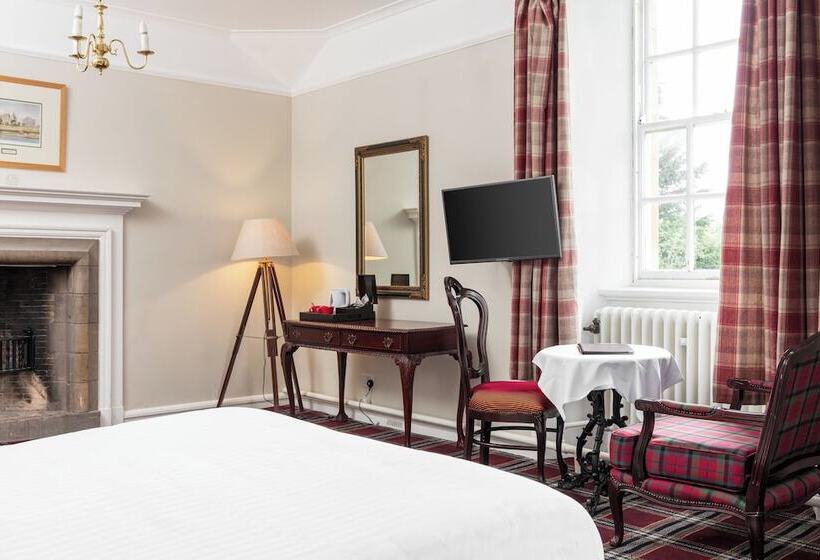 اتاق خانوادگی, Tulloch Castle Hotel ‘a Bespoke Hotel’