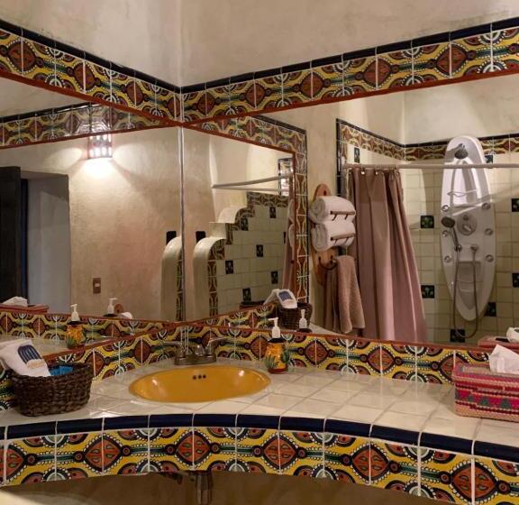 اتاق استاندارد با تخت بزرگ, La Casona Azul Boutique