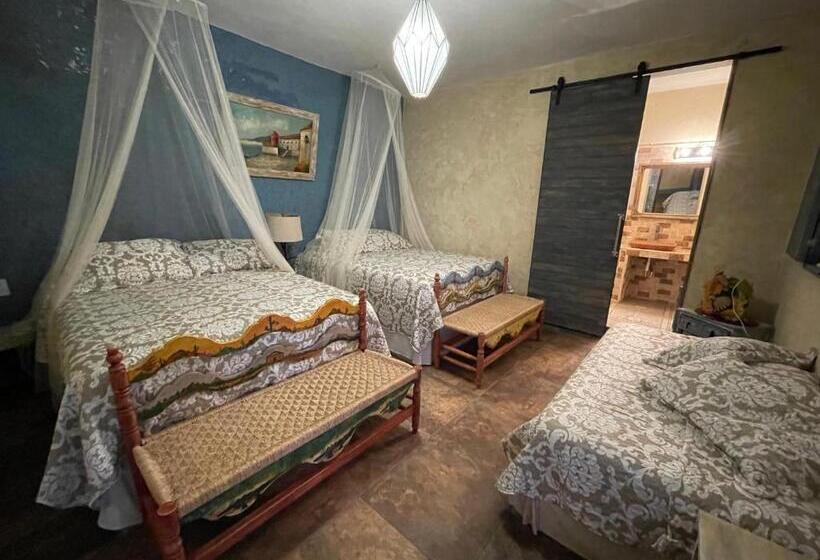 اتاق استاندارد سه نفره, La Casona Azul Boutique