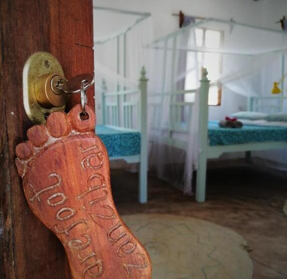 클래식 4인 룸, Barefoot Zanzibar