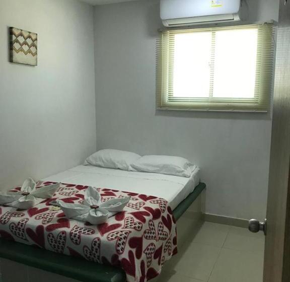 Номер Стандарт Совместная Ванная, Hostal Cartagena Sun