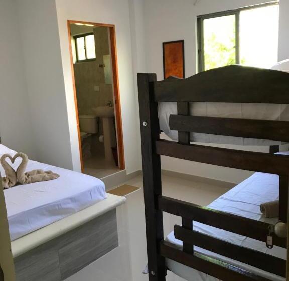 Семейный Номер, Hostal Cartagena Sun