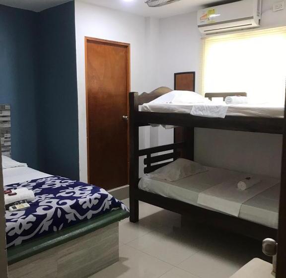 Семейный Номер, Hostal Cartagena Sun