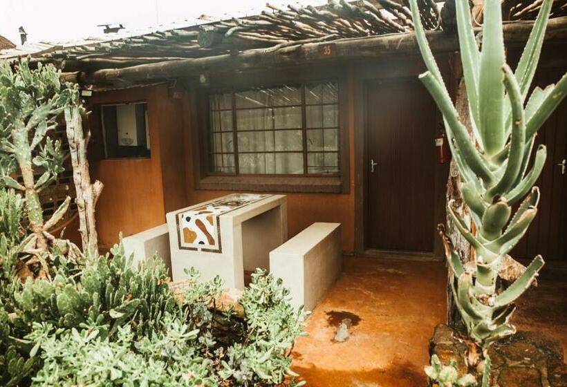 Четырехместный Номер Стандарт, Amphitheatre Backpackers Lodge