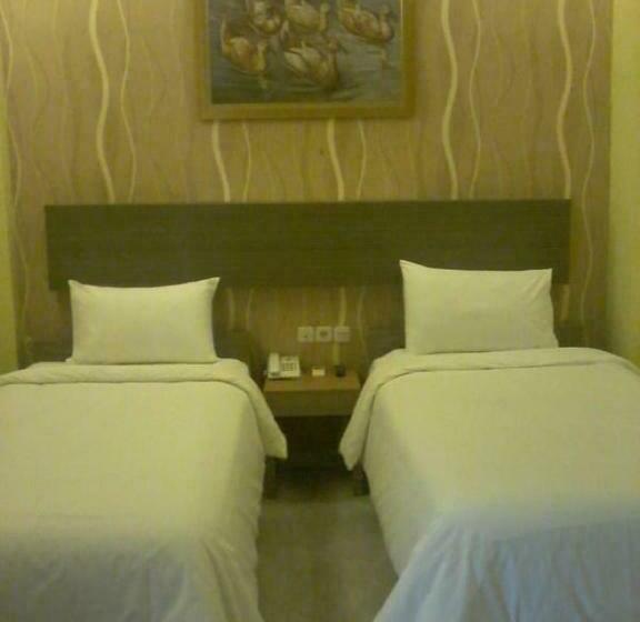 디럭스 룸, Muara Inn Ternate