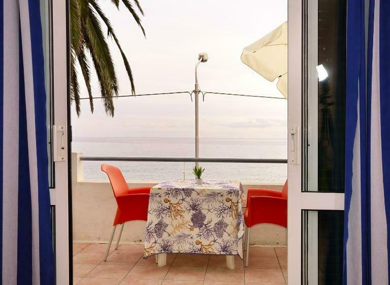 Студио Стандарт с Террасой, Blue Beach