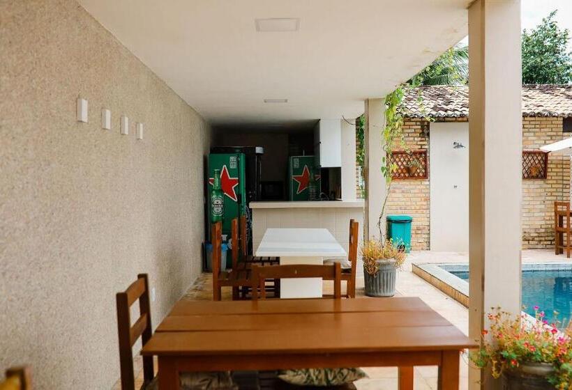 샬레, Qavi   Lagoa View