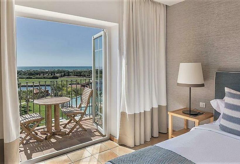 家庭间, Domes Lake Algarve, Autograph Collection