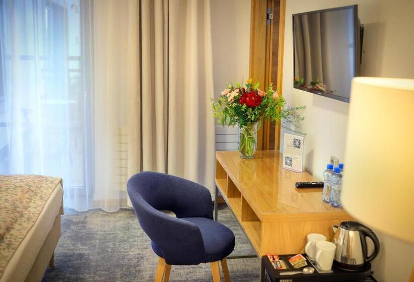 اتاق لوکس با تراس, Residence Vyhlídka