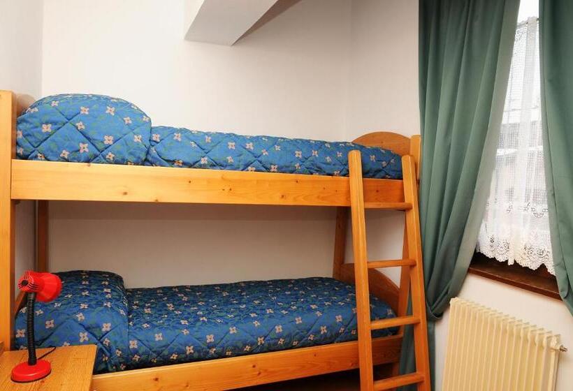 Апартаменты 2 Спальни, Residence Marisol Camere & Appartamenti   Mezzana Centre