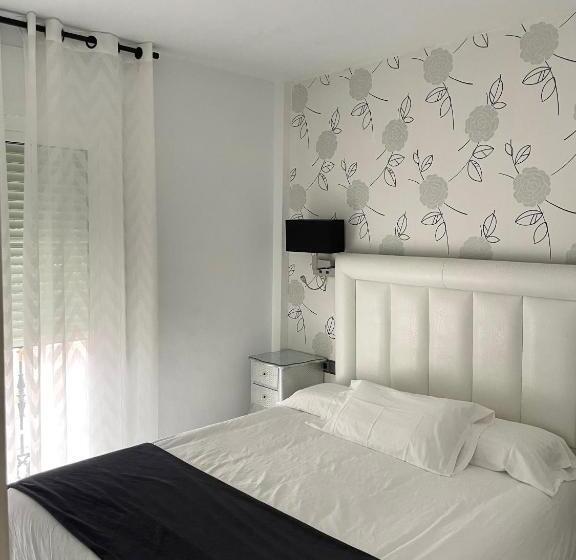 １ベッドルームアパートメント, Hostal Abril Nerja