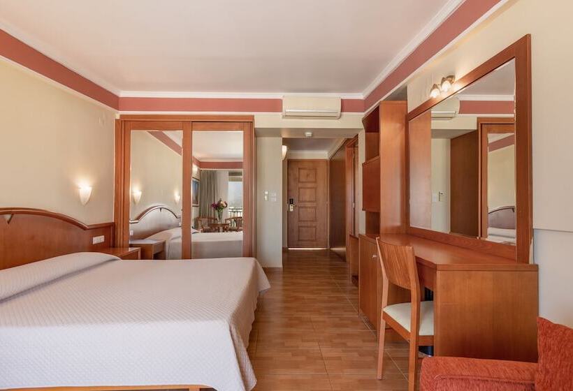 اتاق خانوادگی, Hydramis Palace Beach Resort