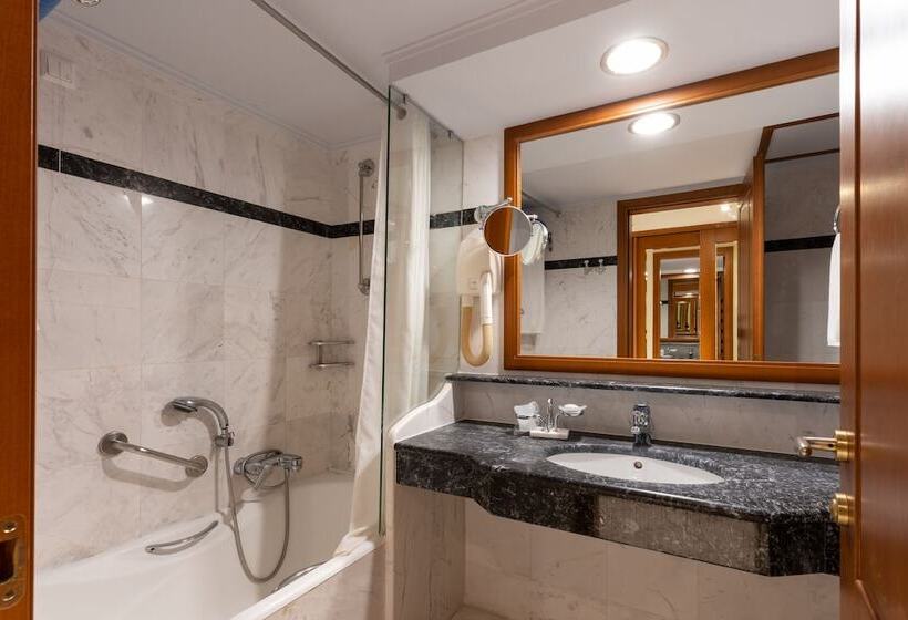 اتاق سوپریور, Hydramis Palace Beach Resort