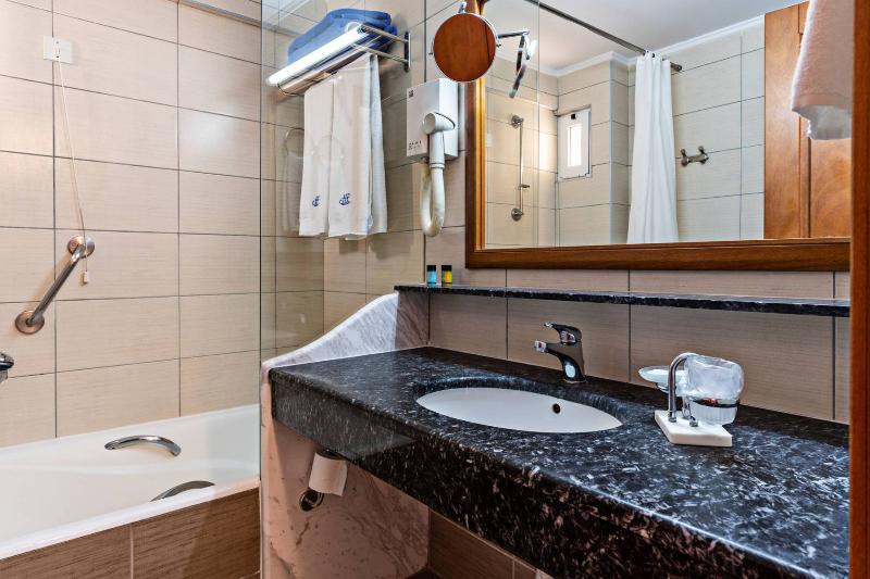 اتاق استاندارد با چشم‌انداز دریا, Hydramis Palace Beach Resort