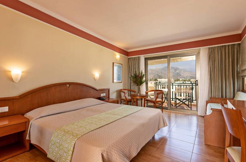 اتاق استاندارد با چشم‌انداز دریا, Hydramis Palace Beach Resort