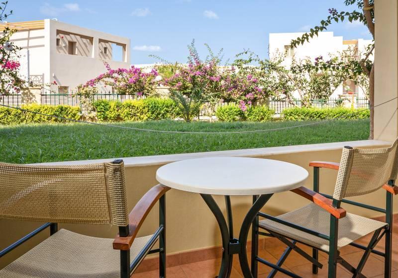 اتاق استاندارد با چشم‌انداز باغ, Hydramis Palace Beach Resort