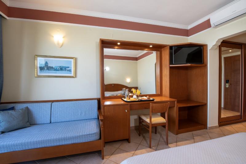 اتاق استاندارد با چشم‌انداز دریا, Hydramis Palace Beach Resort