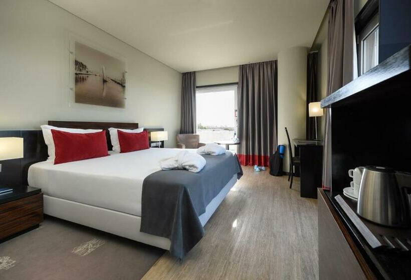 اتاق پرمیوم, Melia Ria Hotel & Spa