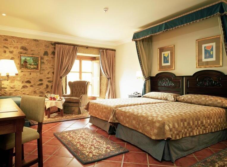 Номер Стандарт, Parador De Santo Domingo Bernardo De Fresneda