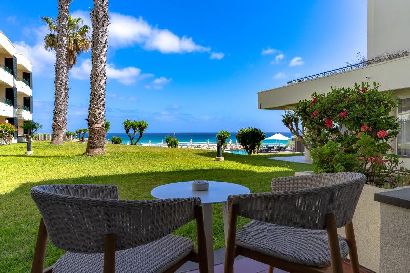 Апартаменты 1 Спальня Вид на Море, Vila Baleira Suites