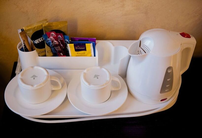 اتاق خانوادگی, Best Western Crystal Palace