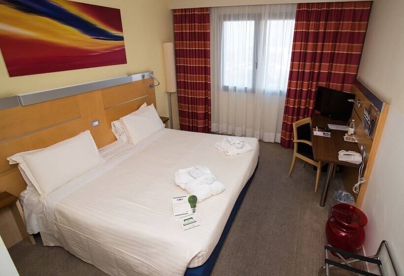 اتاق راحتی, Best Western  Palace Inn