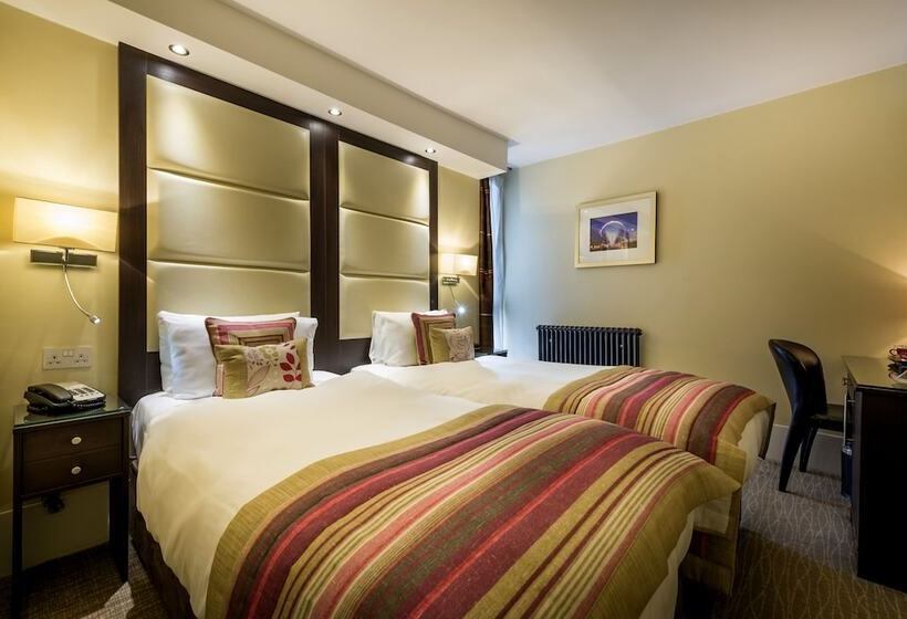 Номер Клуб, Grand Royale Hyde Park