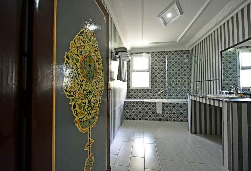 اتاق استاندارد سه نفره, Hôtel Fès Inn & Spa