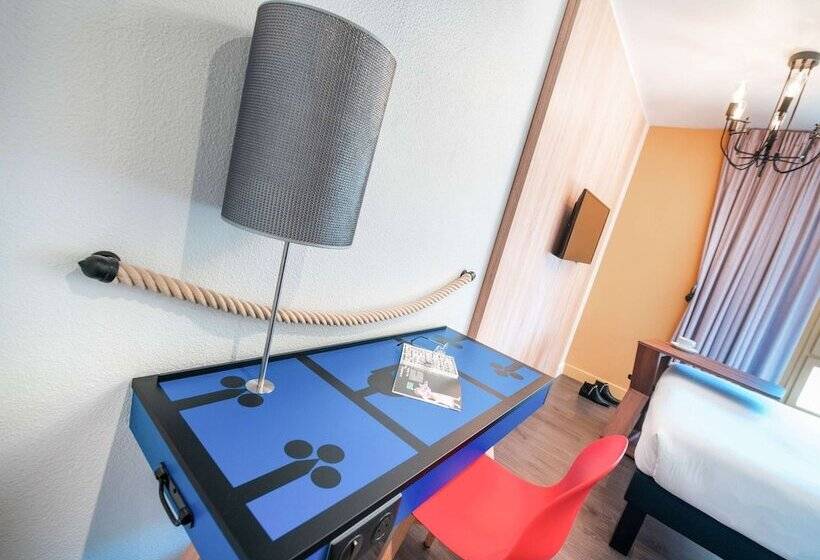 스탠다드 룸 더블 침대, Ibis Styles Carcassonne La Cité