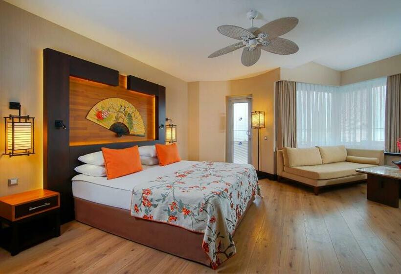 바다전망 스위트 (자쿠지), Limak Lara Deluxe Hotel & Resort Antalya