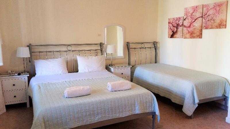 Студио Economy, Philippos Hotel Apartments