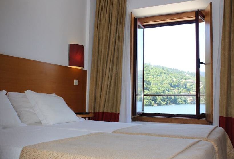 Номер Стандарт Вид на Реку, Douro Hotel Porto Antigo