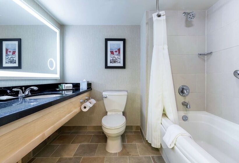 Номер Стандарт 2 Двуспальные Кровати, Hilton Whistler Resort & Spa