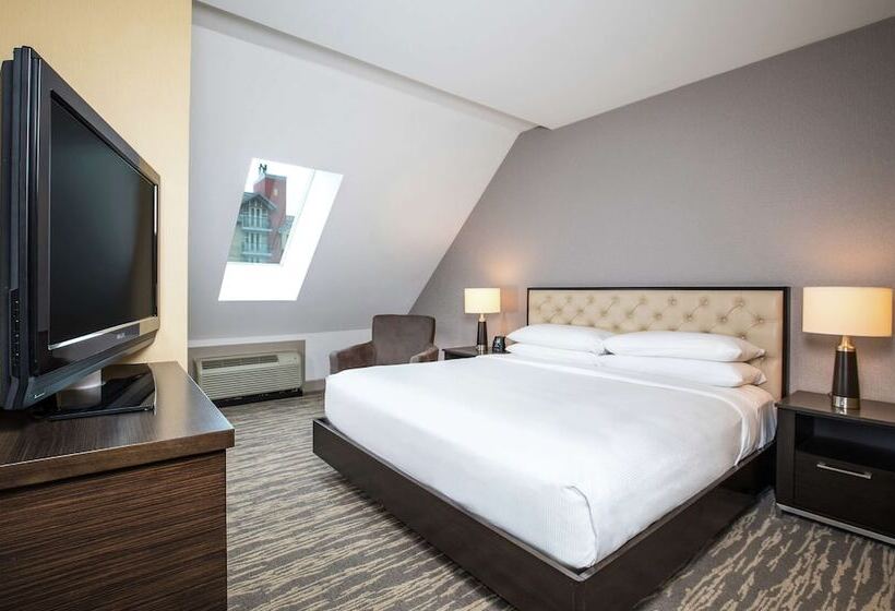 Люкс, Hilton Whistler Resort & Spa
