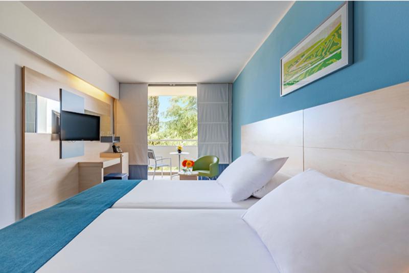 Habitación Superior con Balcón, Valamar Diamant