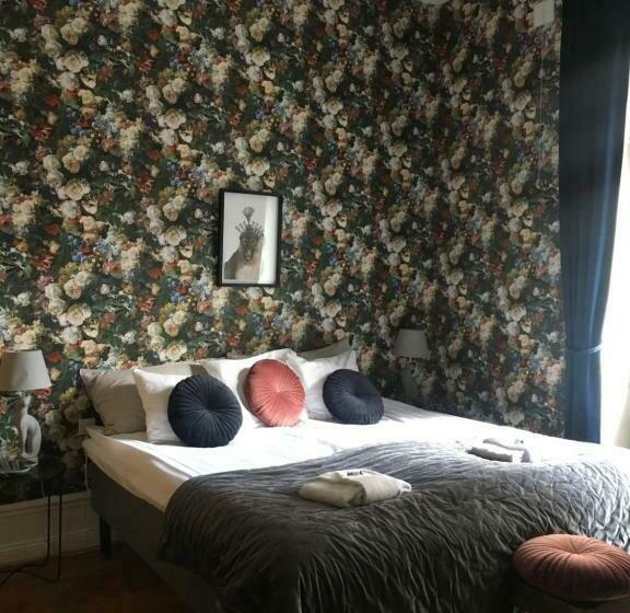 Номер Стандарт, Morris