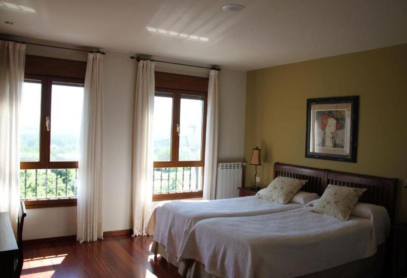 Четырехместный Номер Стандарт, Villa Mencia